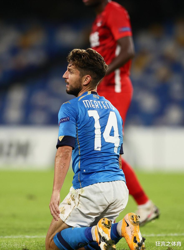 罗马发布备战花絮，今晨手感冰凉，荷甲任务艰巨，赛程密集仍需轮换(荷甲最新赛程)