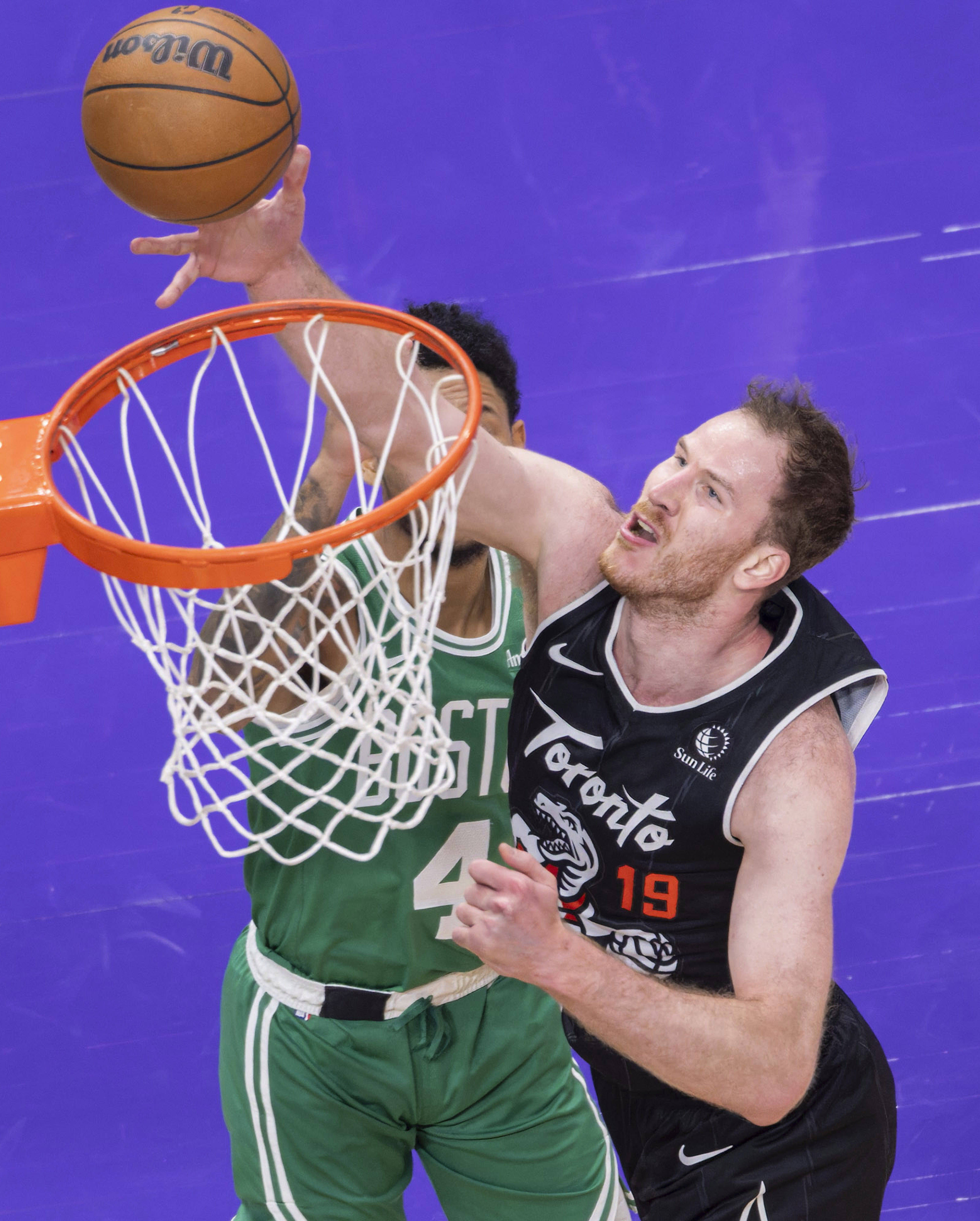 满冠入口 -新疆广汇窗口期战术微调纽卡斯尔赛后扳平良机，波士顿凯尔特人围绕NBA常规赛外线爆发看傻球迷的简单介绍